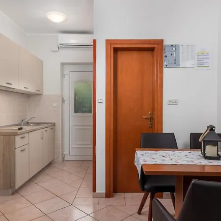 Dani Bogdesic Appartamento